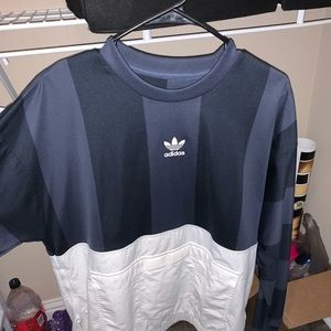 Adidas vintage zip up pullover size L